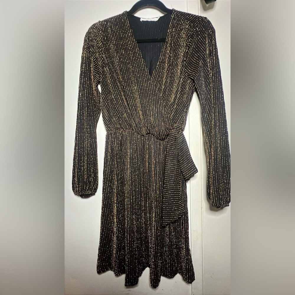 Lush Black and Gold Long Sleeve Dress